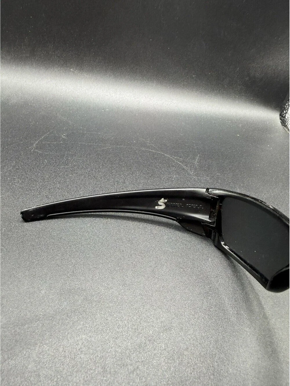 Oakley Fuel Cell Polished/Matte Black/Black Iridium Polarized Lenses
